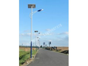 长春 8m60w 太阳能路灯 181套