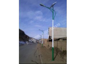 呼和浩特 6m 太阳能路灯68套